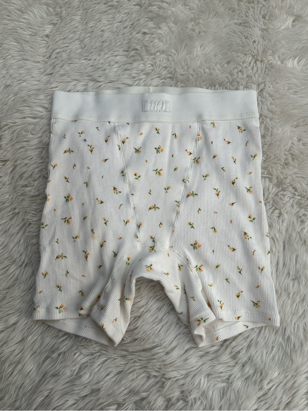 SKIMS Ribbed Set - Picture 5 of 8